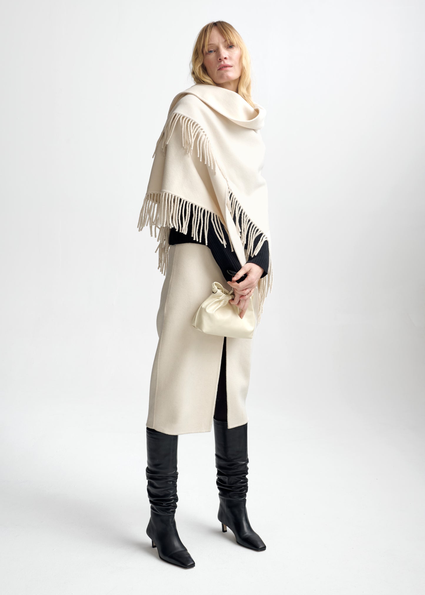 Christian Aks Alba Wool Scarf Scarfs 9003 Eggshell