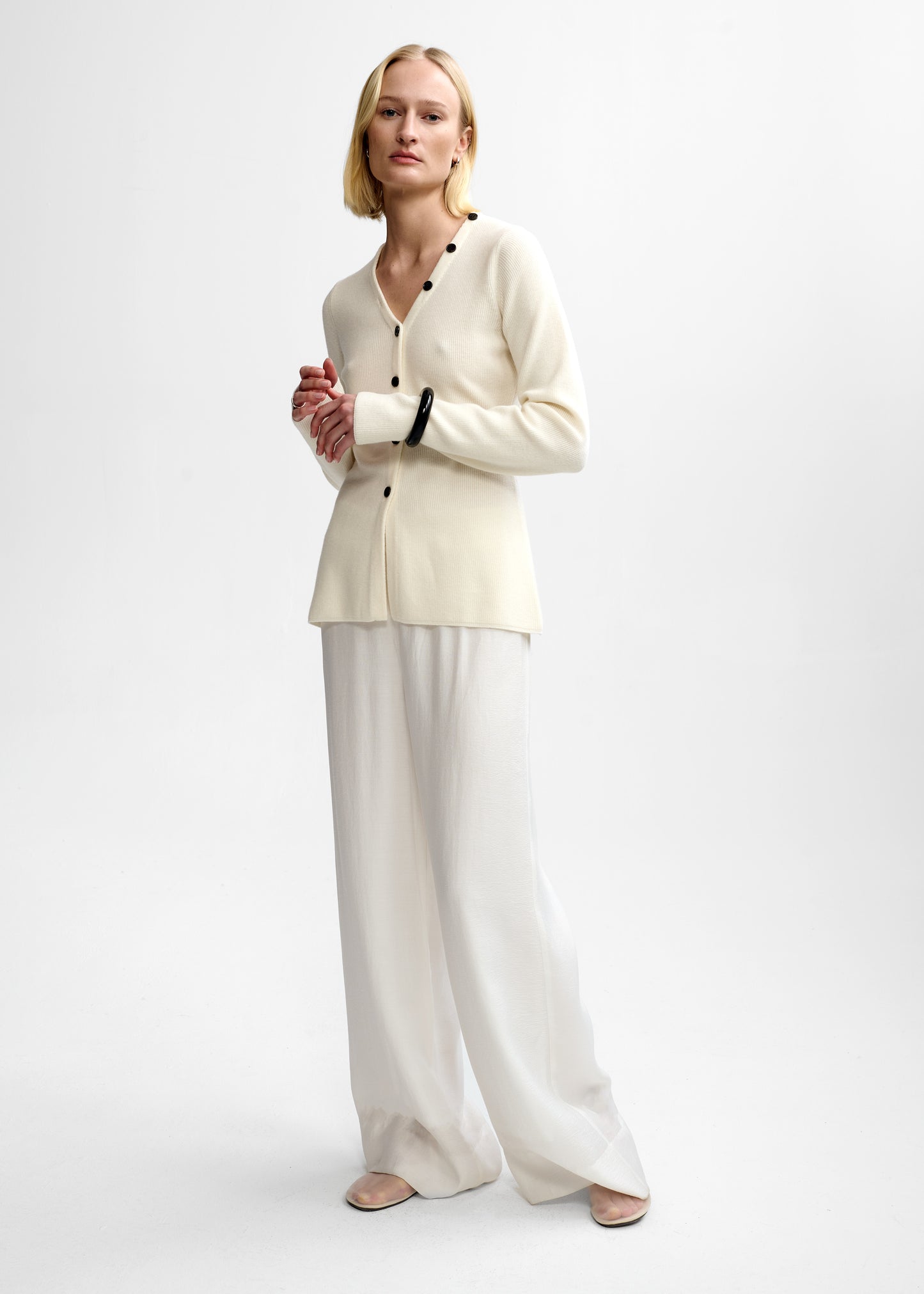 Christian Aks Freja Merino Cardigan Knitwear 9003 Eggshell