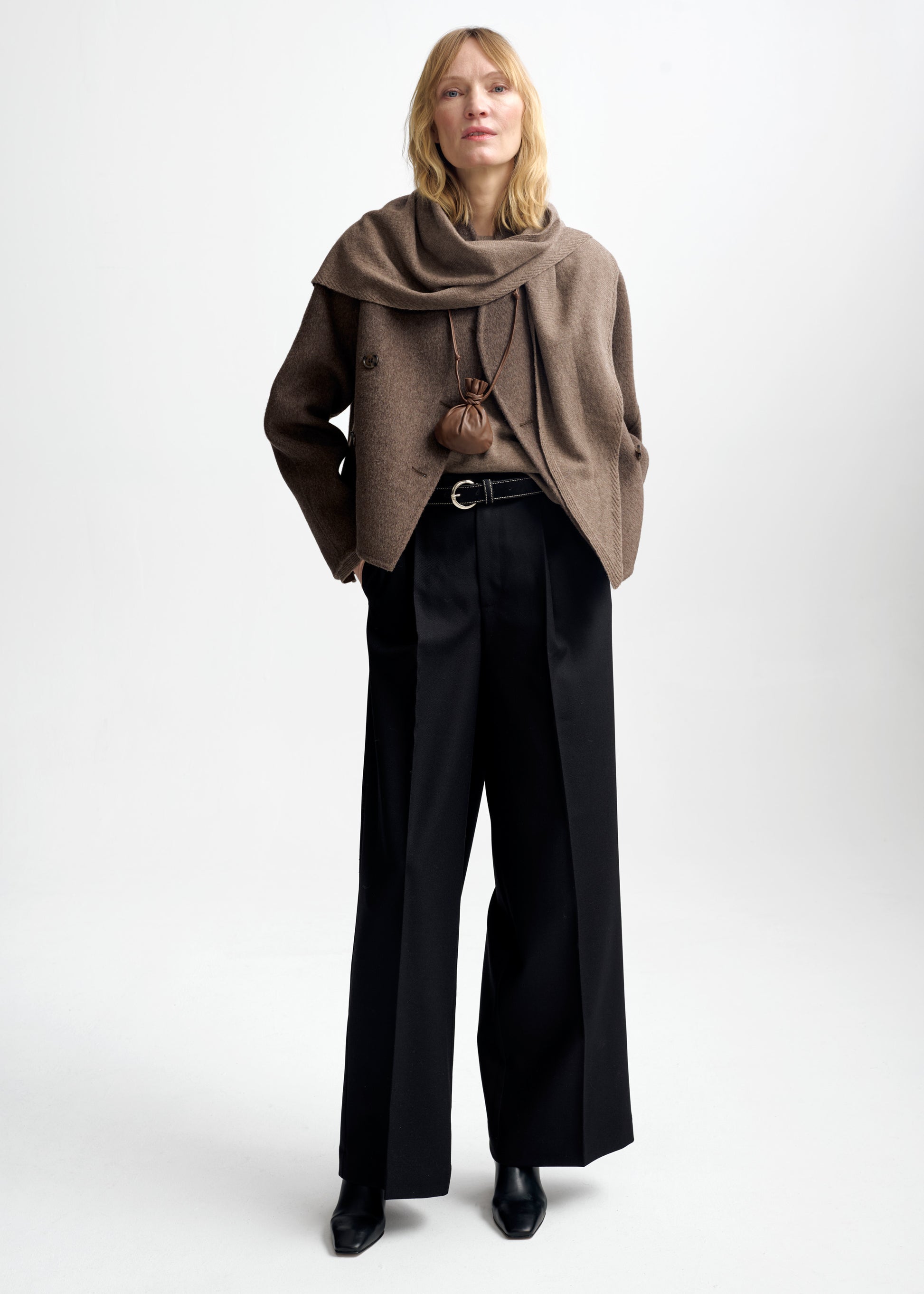 Christian Aks Mira Wool Cash Scarf Scarfs 8026 Cappucino