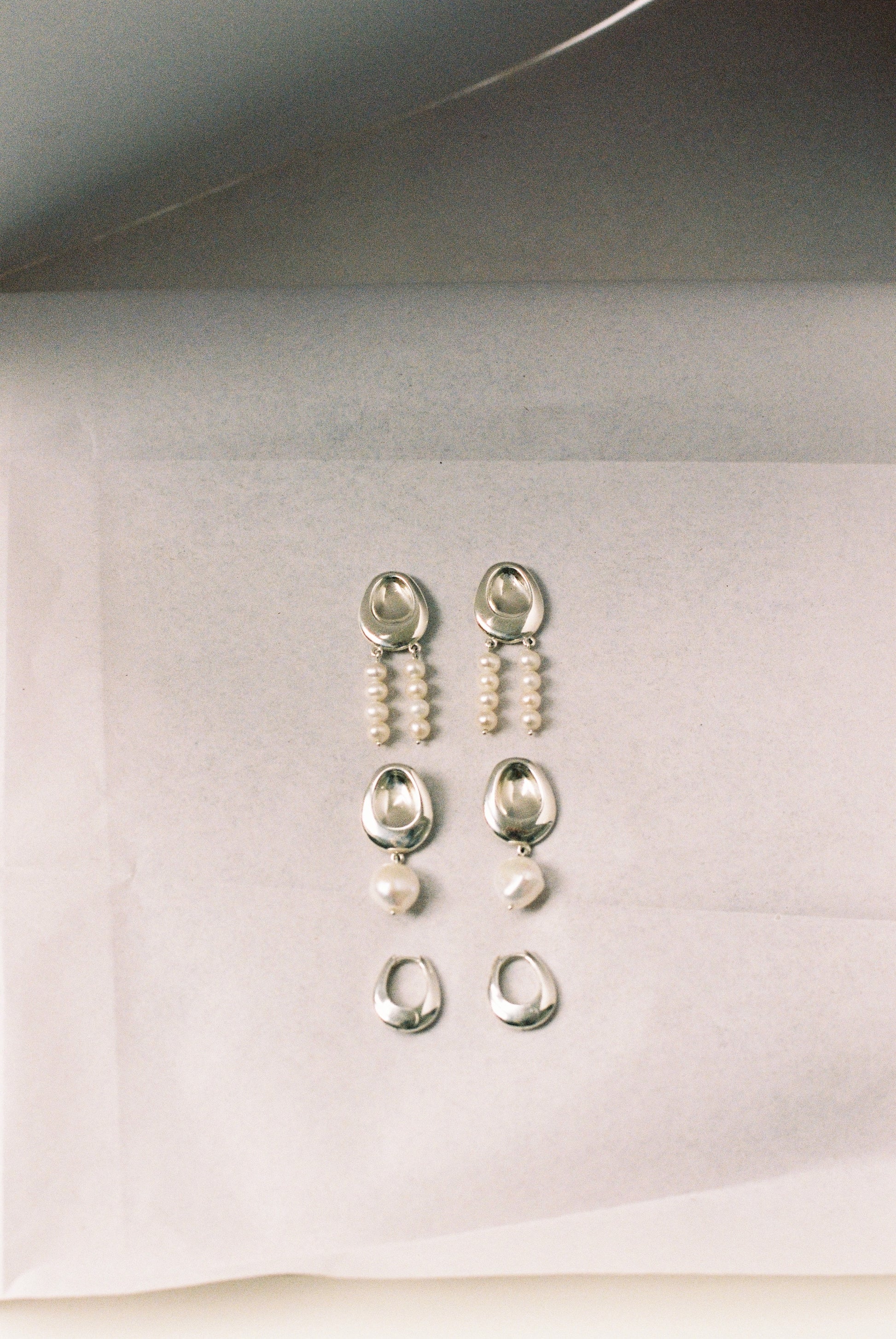 Christian Aks Two Form Earrings, one Pearl Earrings 0003 Silver